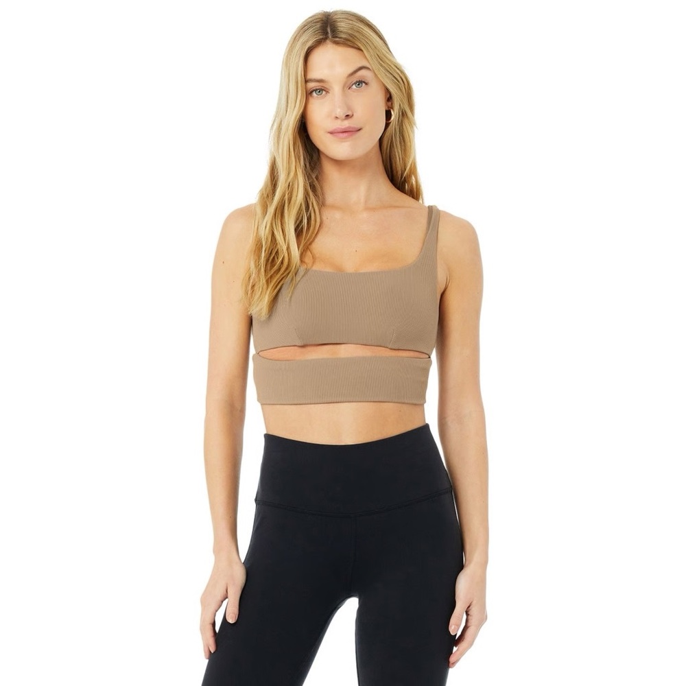 ALO Yoga Ribbed Slit Sports Bra in Gravel Tan Brown Women’s Size M